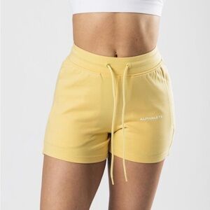 ALPHALETE Women’s Essential Core‎ Shorts Orange Frost Size XL NWT